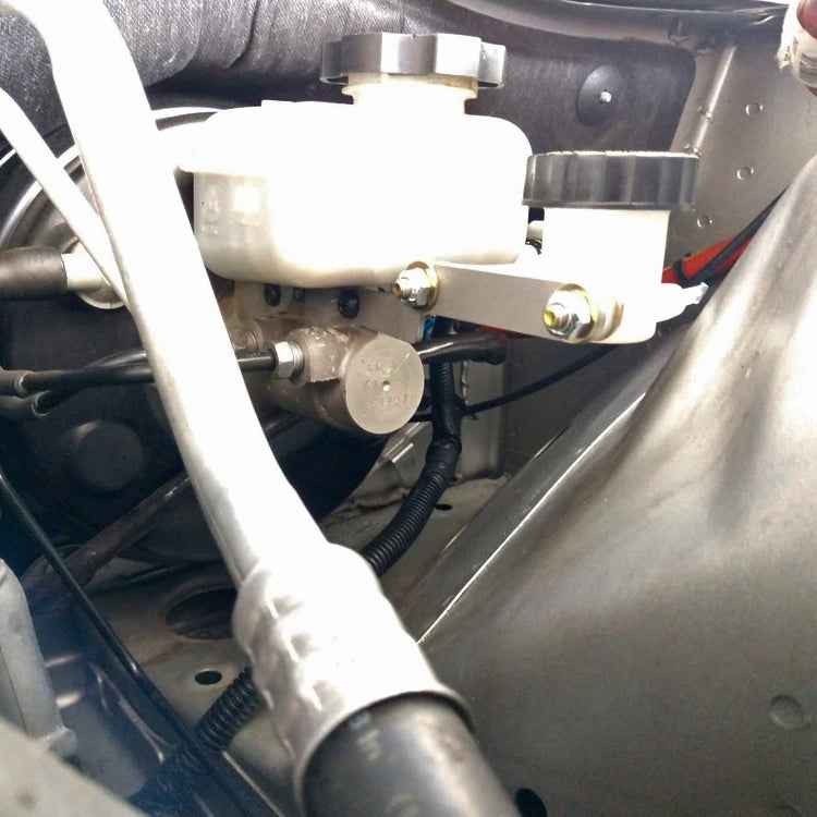 Remote Clutch Reservoir Kit for '10-'15 Camaro, '09 Pontiac G8/GXP