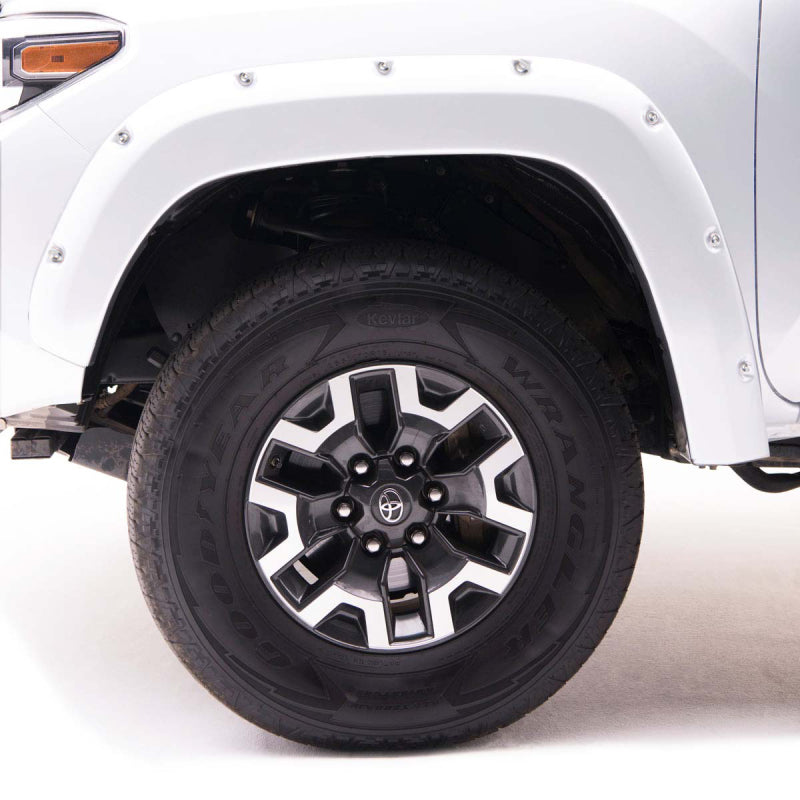 EGR 14+ Chevrolet Silverado Bolt-On Look Fender Flares – Summit White, Color Match Set