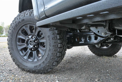 Fabtech FTS22321 Radius Arm Lift System for Ford F-250 and F-350 4WD - 4, 6, or 8 Inch Lift