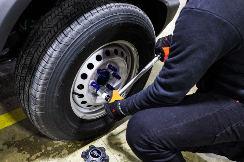 Mishimoto Aluminum Locking Lug Nuts M12x1.5 27-Piece Set for Ford Bronco – Neo Chrome Finish