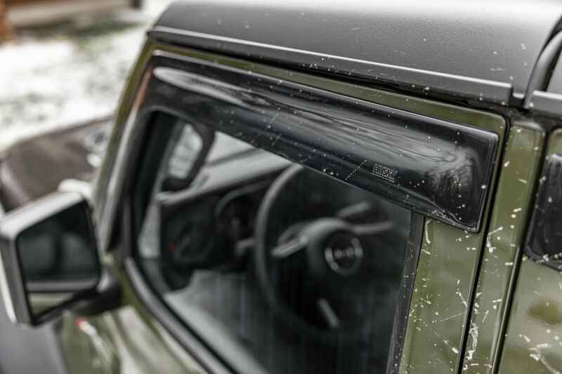 Husky Liners 18-24 Jeep Wrangler JLU Sport/Sahara/Rubicon Ventvisor Low Profile (4pc) - Smoke
