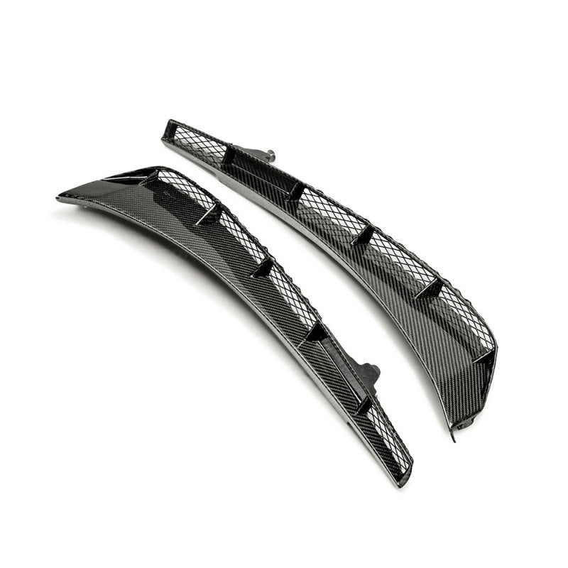 Seibon Carbon Fiber Fender Ducts for 2017-2020 Honda Civic Type R – Lightweight and Heat-Extracting