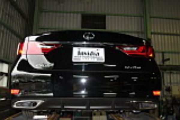 Invidia Q300 Axle-Back Exhaust for Lexus GS350 (2013-2015)