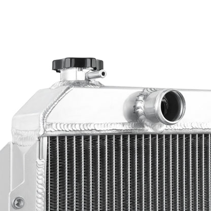 Mishimoto 00-06 Toyota Tundra 4.7L Performance Aluminum Radiator with In-Tank Transmission Cooler