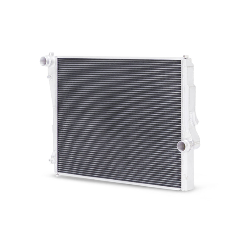 Mishimoto Performance Aluminum Radiator for BMW E46 99-06 323i, 328i, 330i - Part MMRAD-E46-323