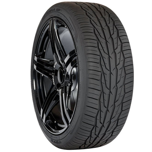 Toyo Extensa HP II 225/40R18 92W Performance Tire for Passenger Vehicles