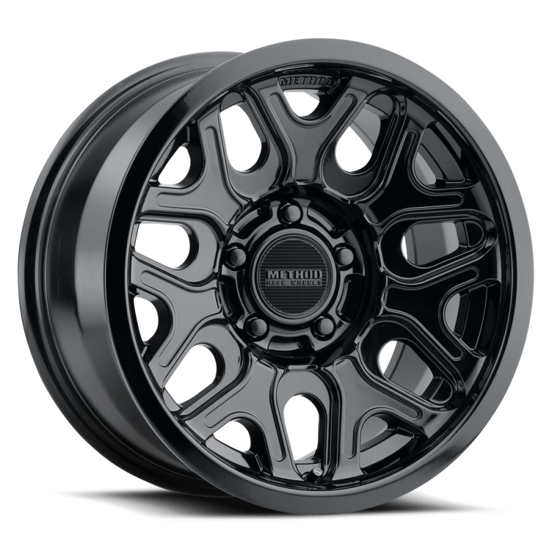 Method Wheels MR322 18-Inch Gloss Black Wheel with 8x6.5 Bolt Pattern and +18 Offset