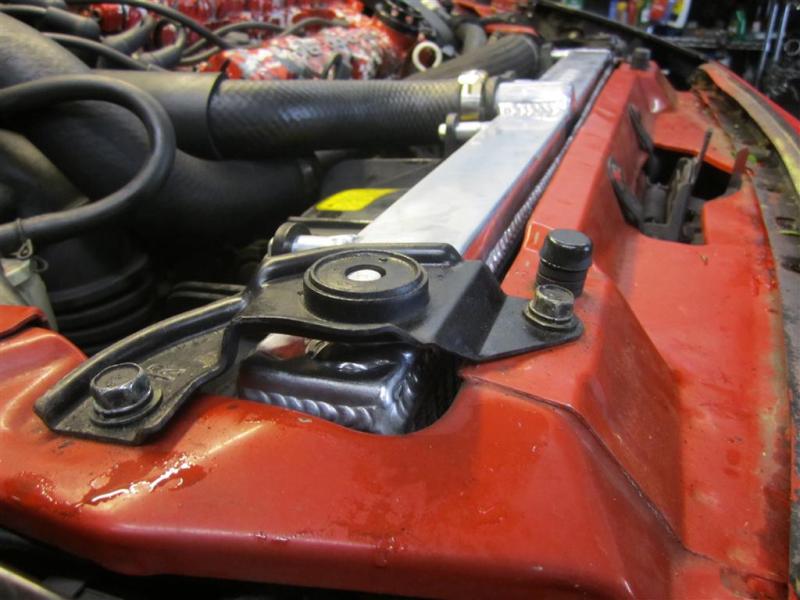 Mishimoto 91-99 Mitsubishi 3000GT Turbo Manual Aluminum Radiator - Efficient Engine Cooling