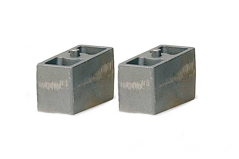 Fabtech 4-inch Front Leaf Spring Block Kit with 3-inch Wide Bump Stop – Part Number FTSBK43